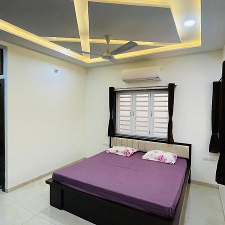 Luxurious 3 Bhk Villa In Bhuj - Shivani Homestay Buitenkant foto