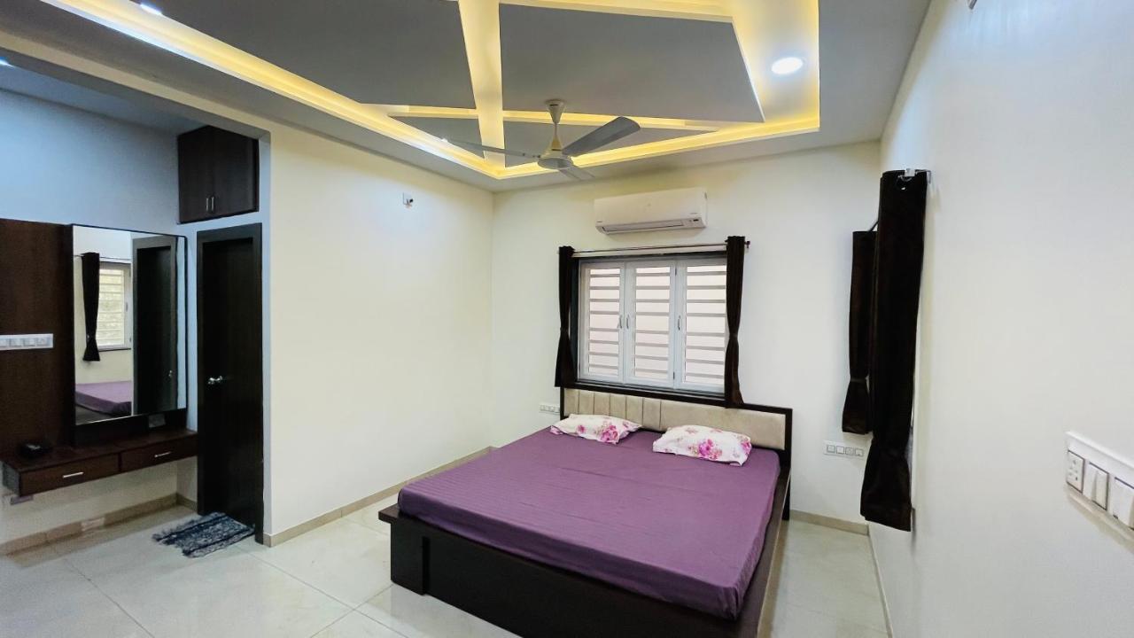 Luxurious 3 Bhk Villa In Bhuj - Shivani Homestay Buitenkant foto